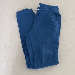 MATE the Label sweats in bright blue (Pool)